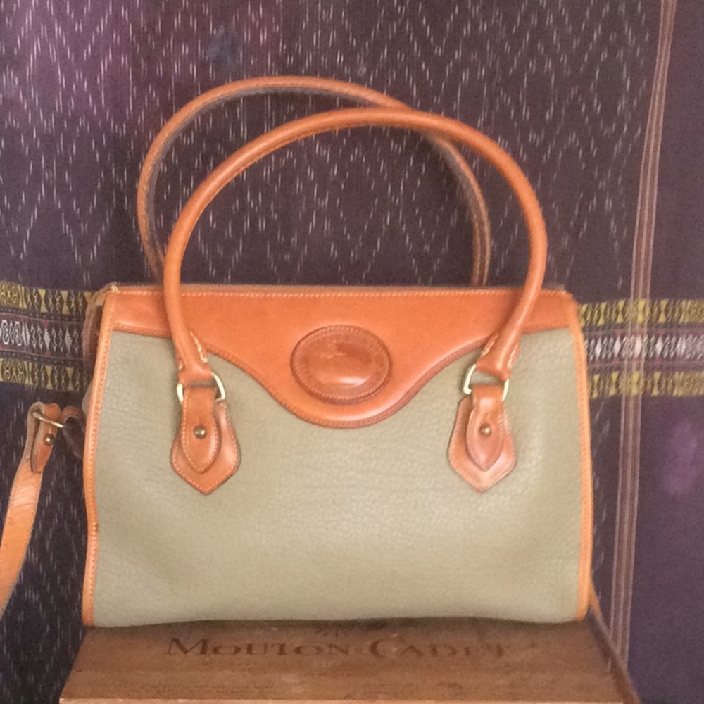 Dooney & Bourke  Leather Satchel. Large